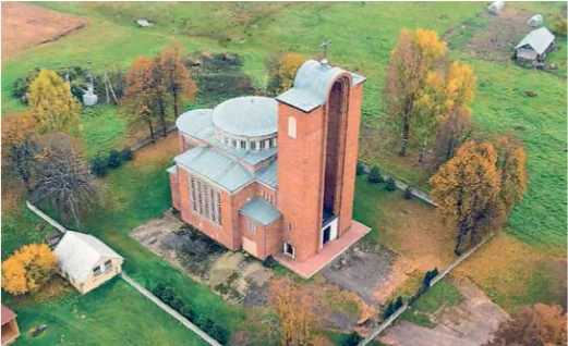 Pažėrų Švč. Jėzaus Širdies bažnyčia - Naujoji iš paukščio skrydžio